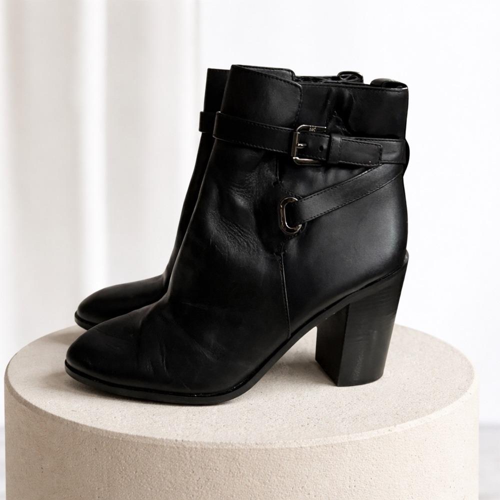 Michael Kors Black Leather Buckle Ankle Boots Block‎ Heel Side Zip Womens 9M
